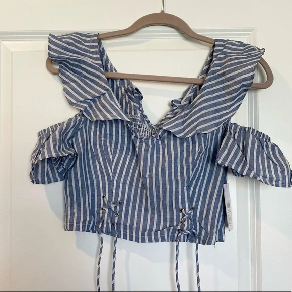 Guess crop top blouse - Picture 8 of 9